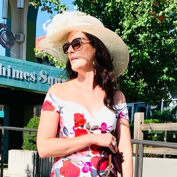 Meet your Posher, Melissa - Picture 1 of 1